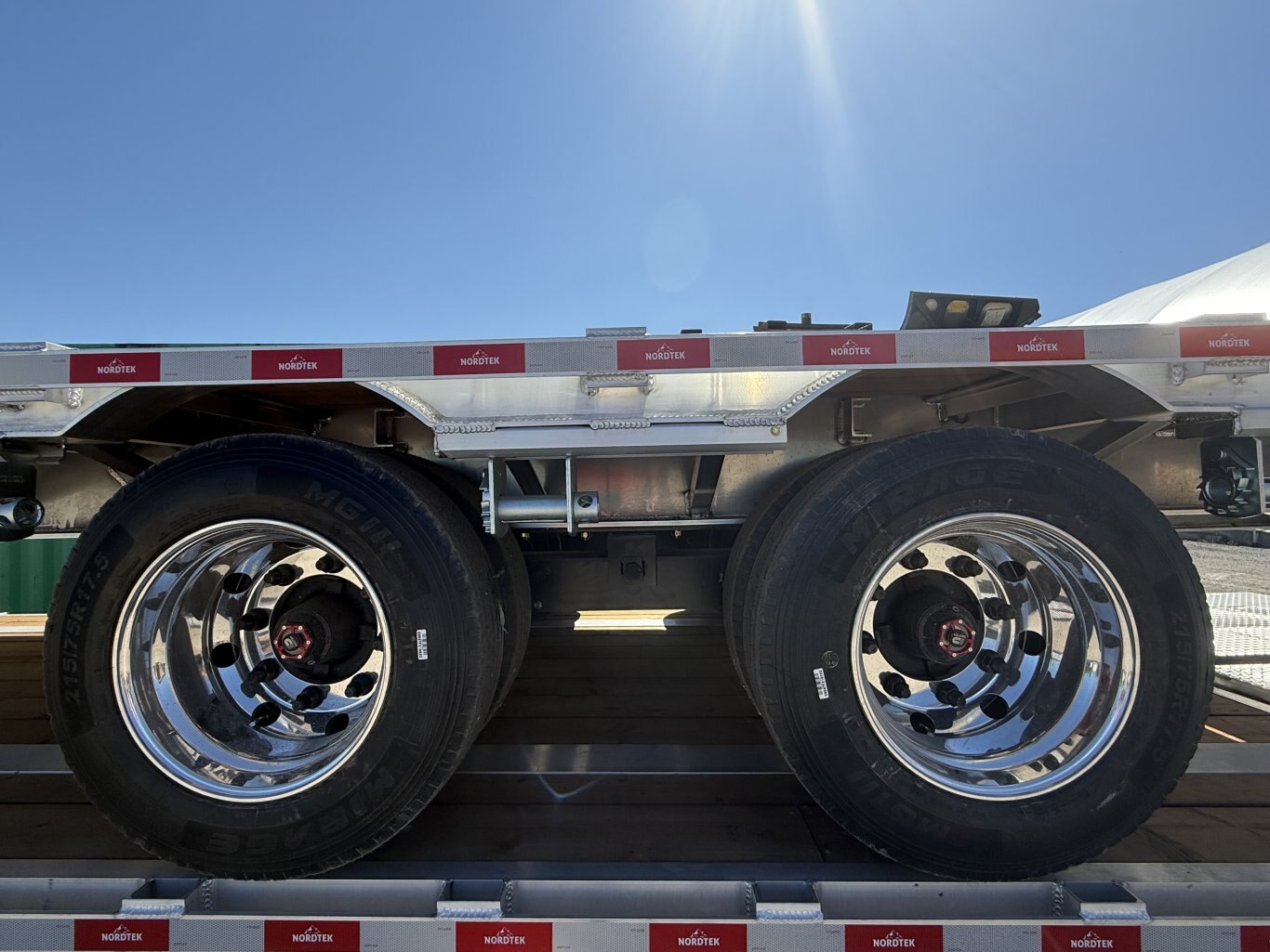 NORDTEK 24k 25' ALUMINUM EQUIPMENT TRAILER