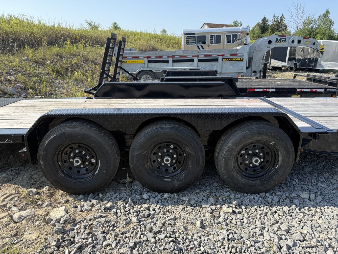 DIAMOND C 24' TILT TRAILER