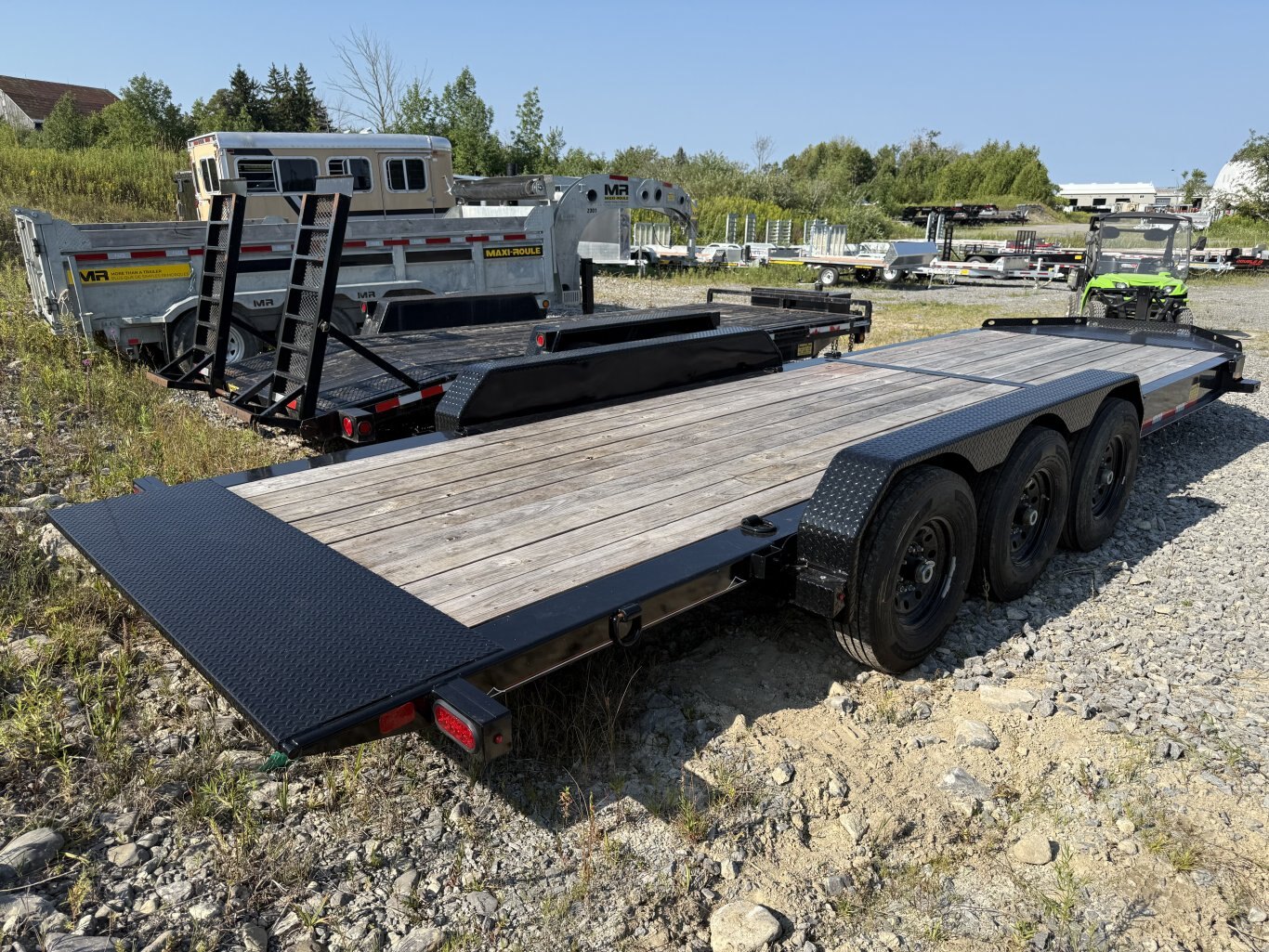 DIAMOND C 24' TILT TRAILER