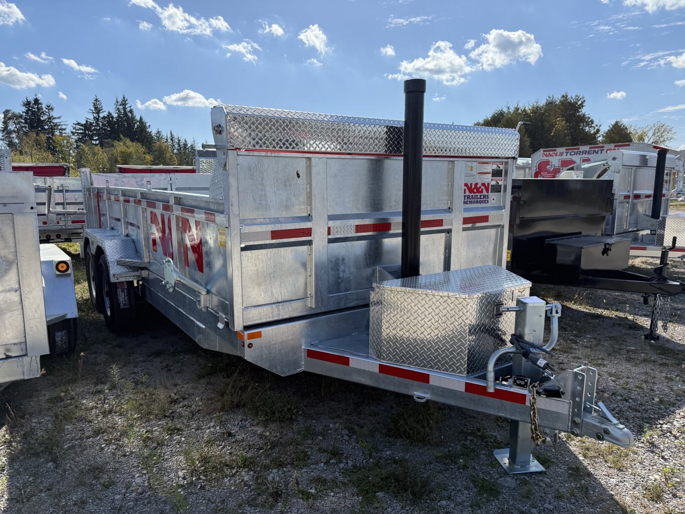 N&N 16' DUMP TRAILER WITH 7.5K AXLES