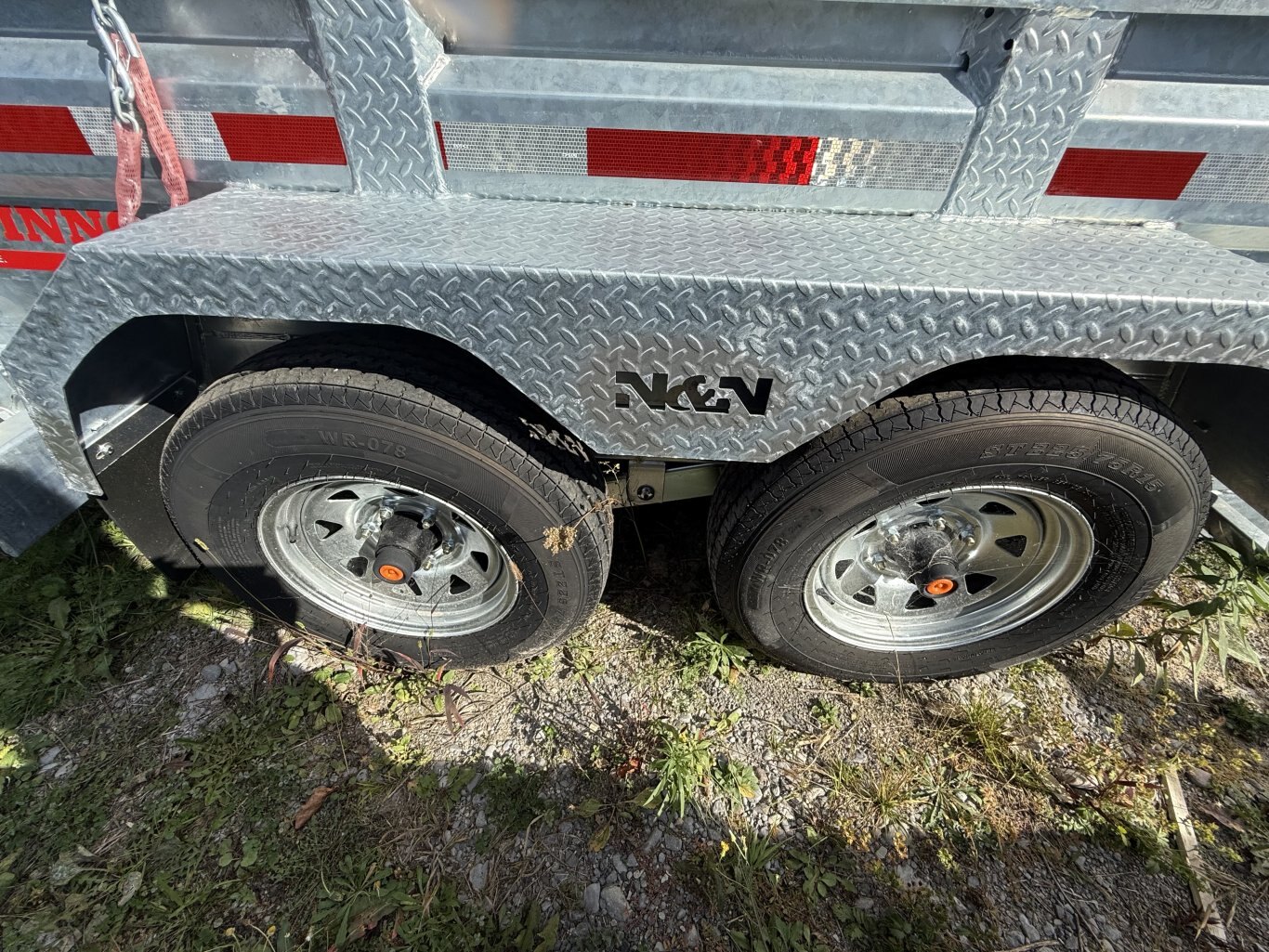 N&N 16' DUMP TRAILER WITH 7.5K AXLES