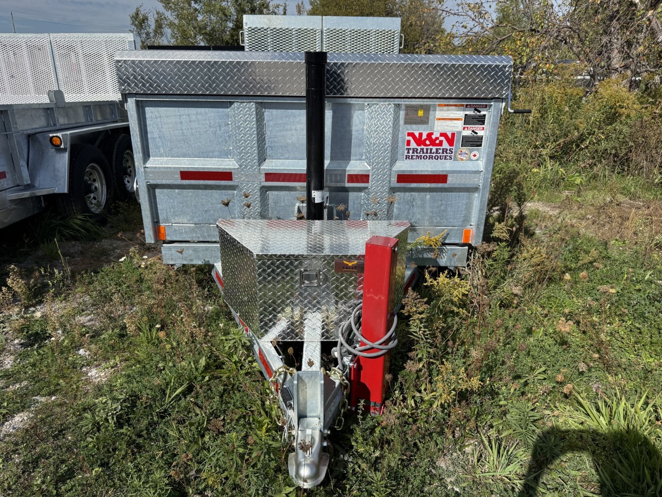 N&N 12' DUMP WITH HYDRAULIC JACK