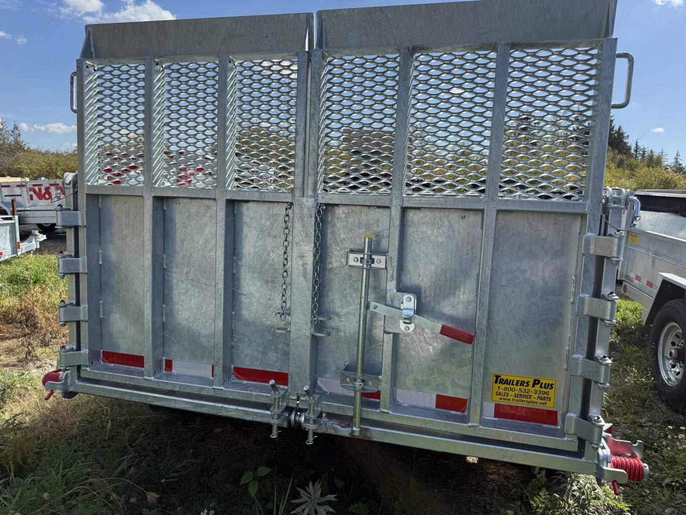 N&N 12' DUMP WITH HYDRAULIC JACK