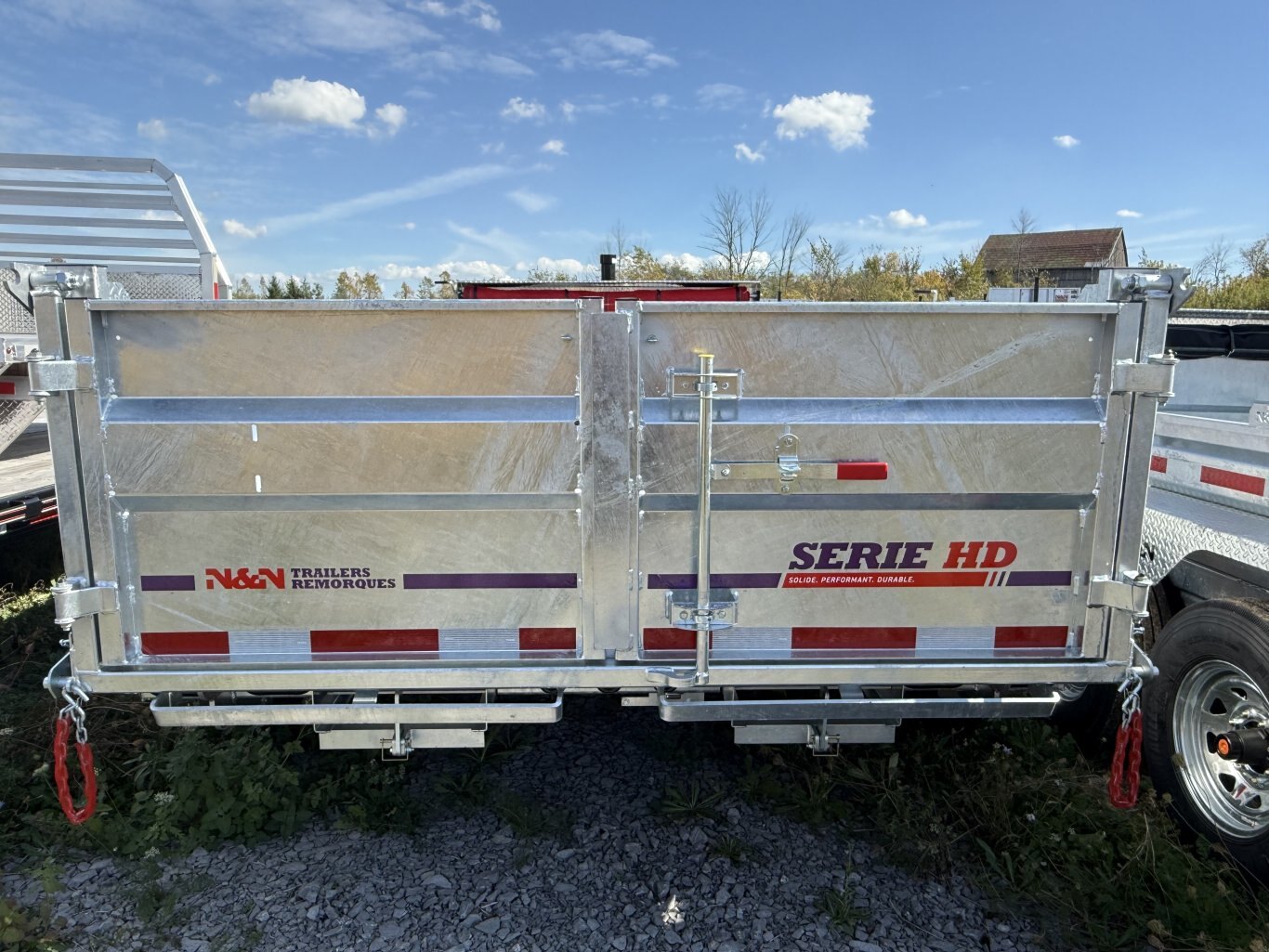 N&N 16' DUMP TRAILER WITH HYDRAULIC JACK
