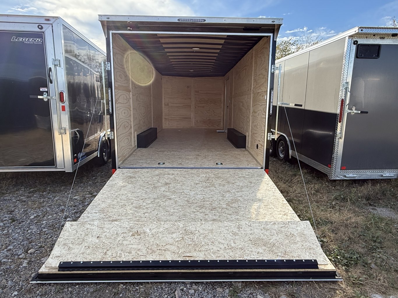 DARKHORSE 20' CARGO TRAILER