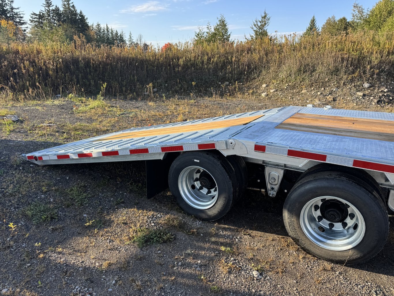 40' 40K Galvanized Hydraulic Dove Equipment Trailer