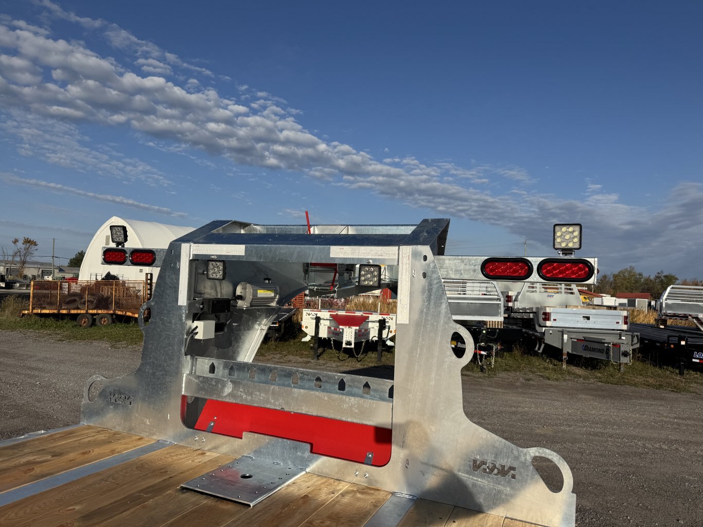 40' 40K Galvanized Hydraulic Dove Equipment Trailer