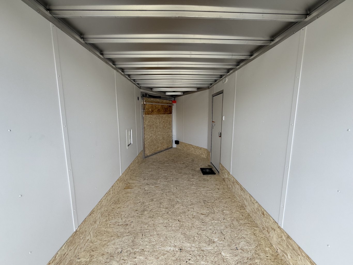 US CARGO 19' SNOWMOBILE TRAILER