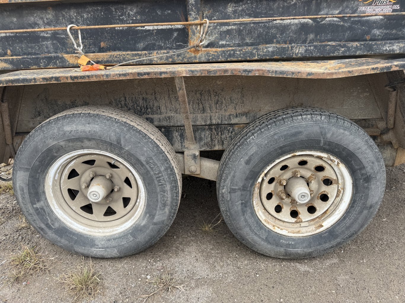 ADVANTAGE 10' DUMP TRAILER