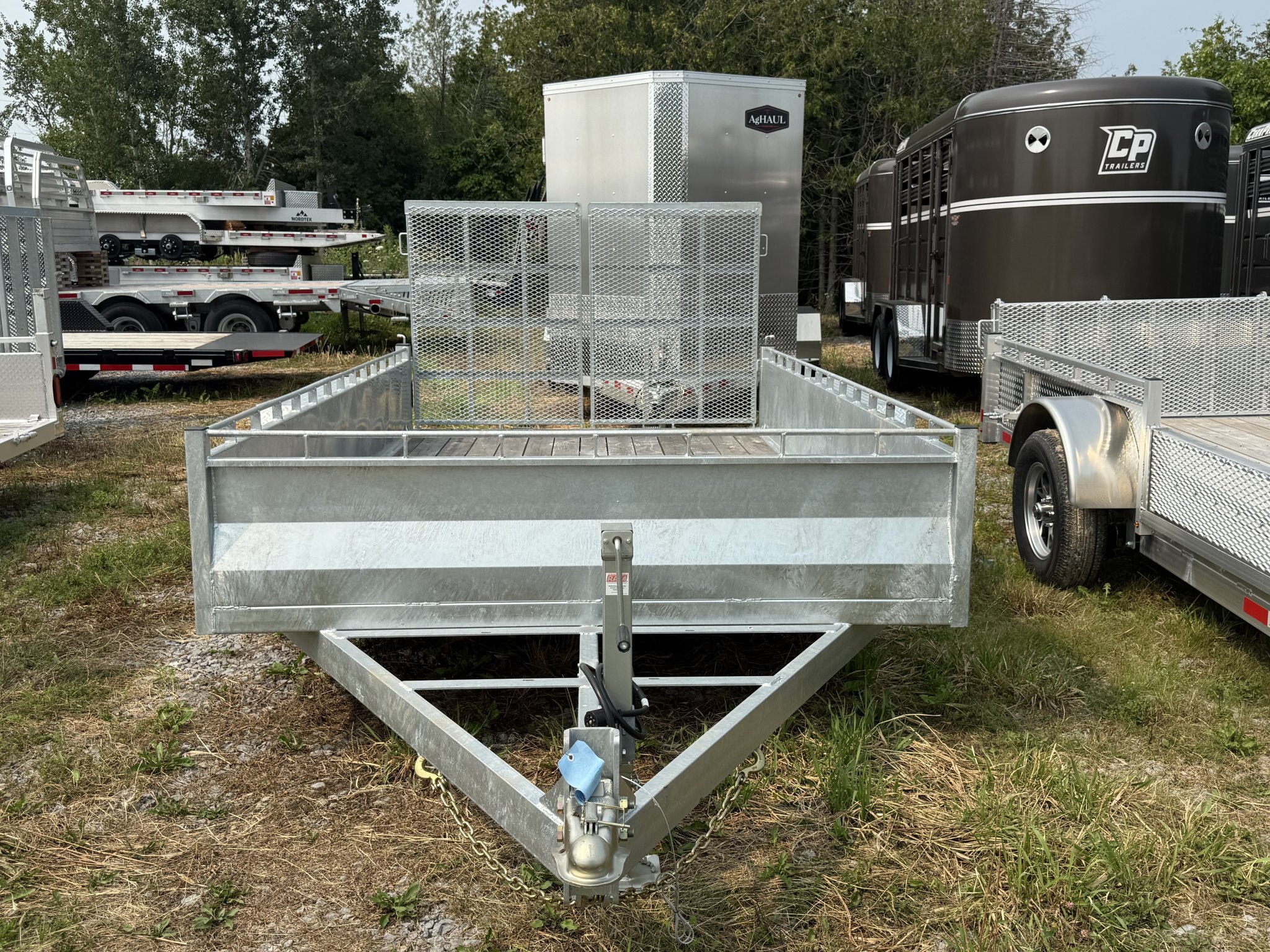 ONE SIXTEEN 12' TANDEM UTILITY