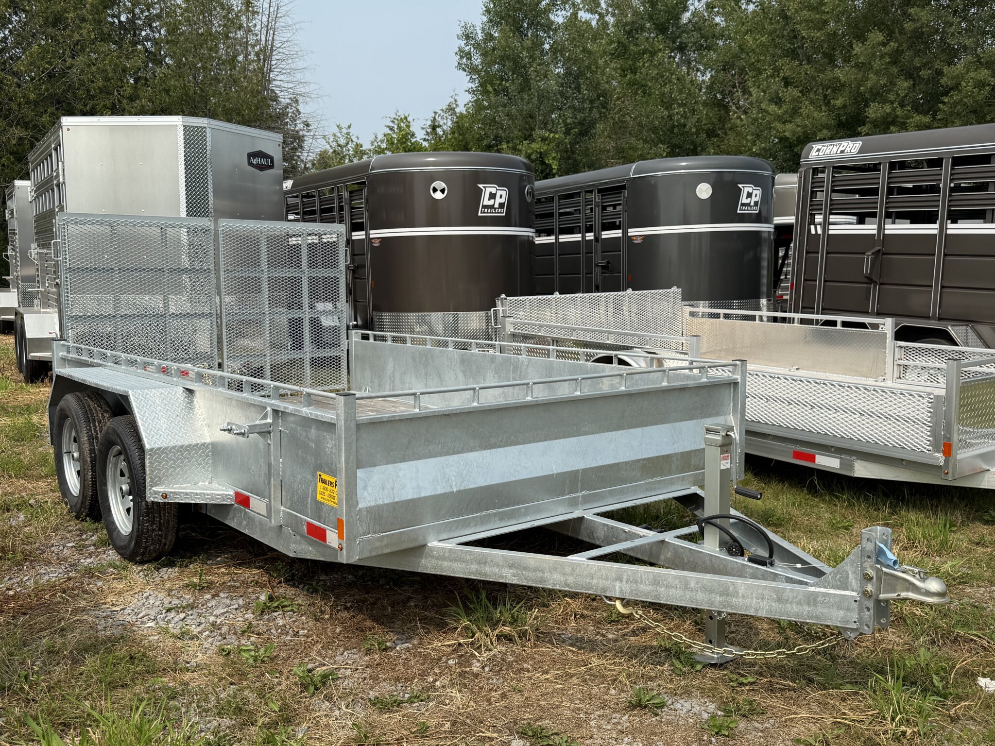 ONE SIXTEEN 12' TANDEM UTILITY