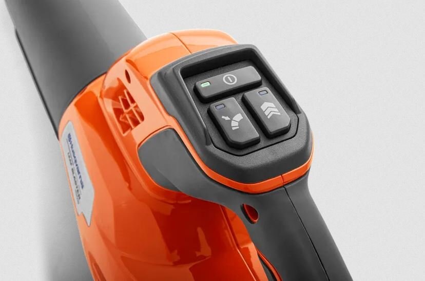 HUSQVARNA Leaf Blaster™ 350iB without battery and charger