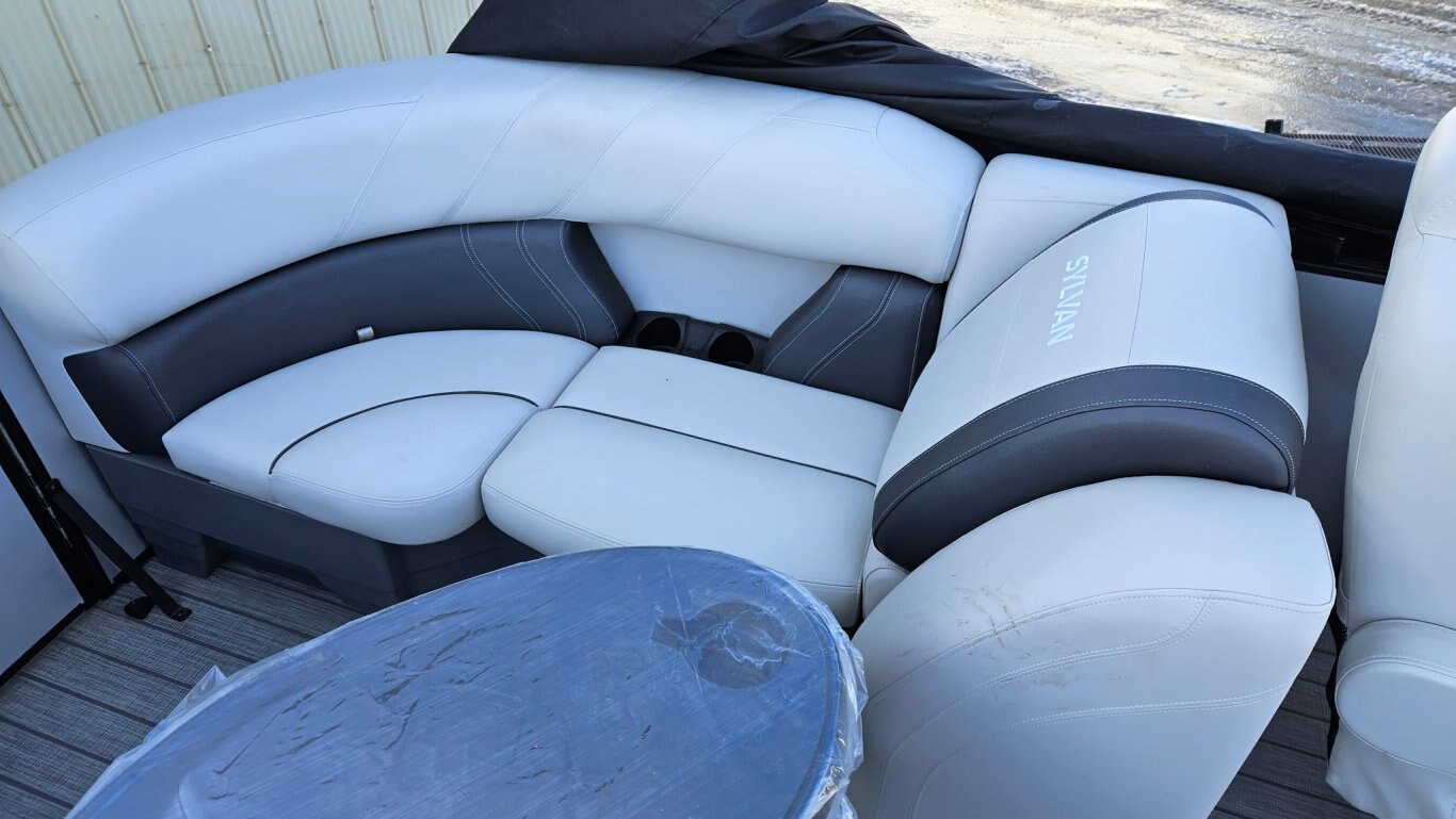 2023 Sylvan MIRAGE 8520 LZ