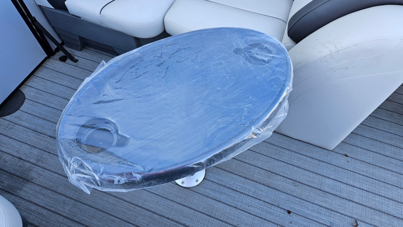 2023 Sylvan MIRAGE 8520 LZ