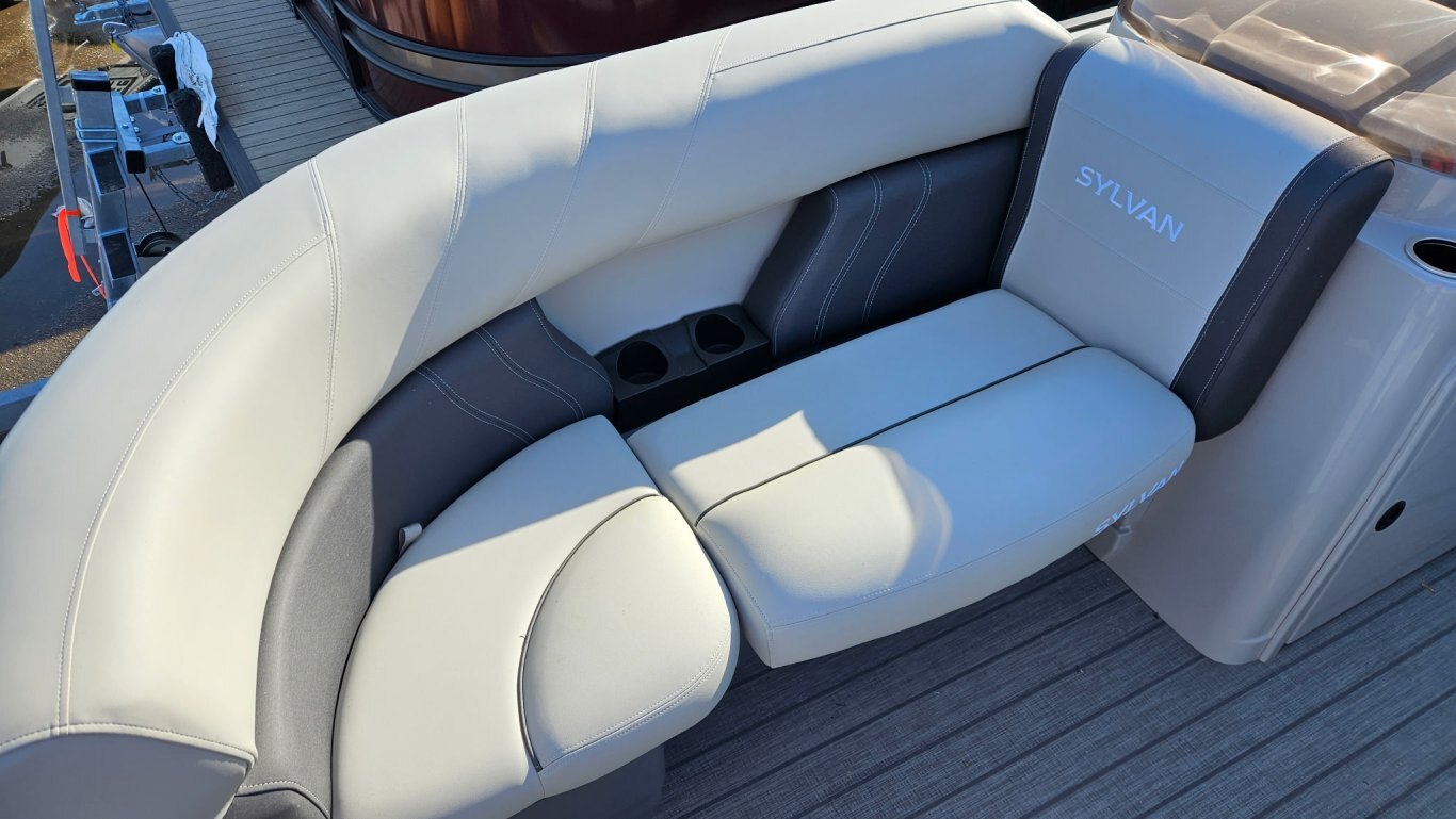 2023 Sylvan MIRAGE 8520 LZ