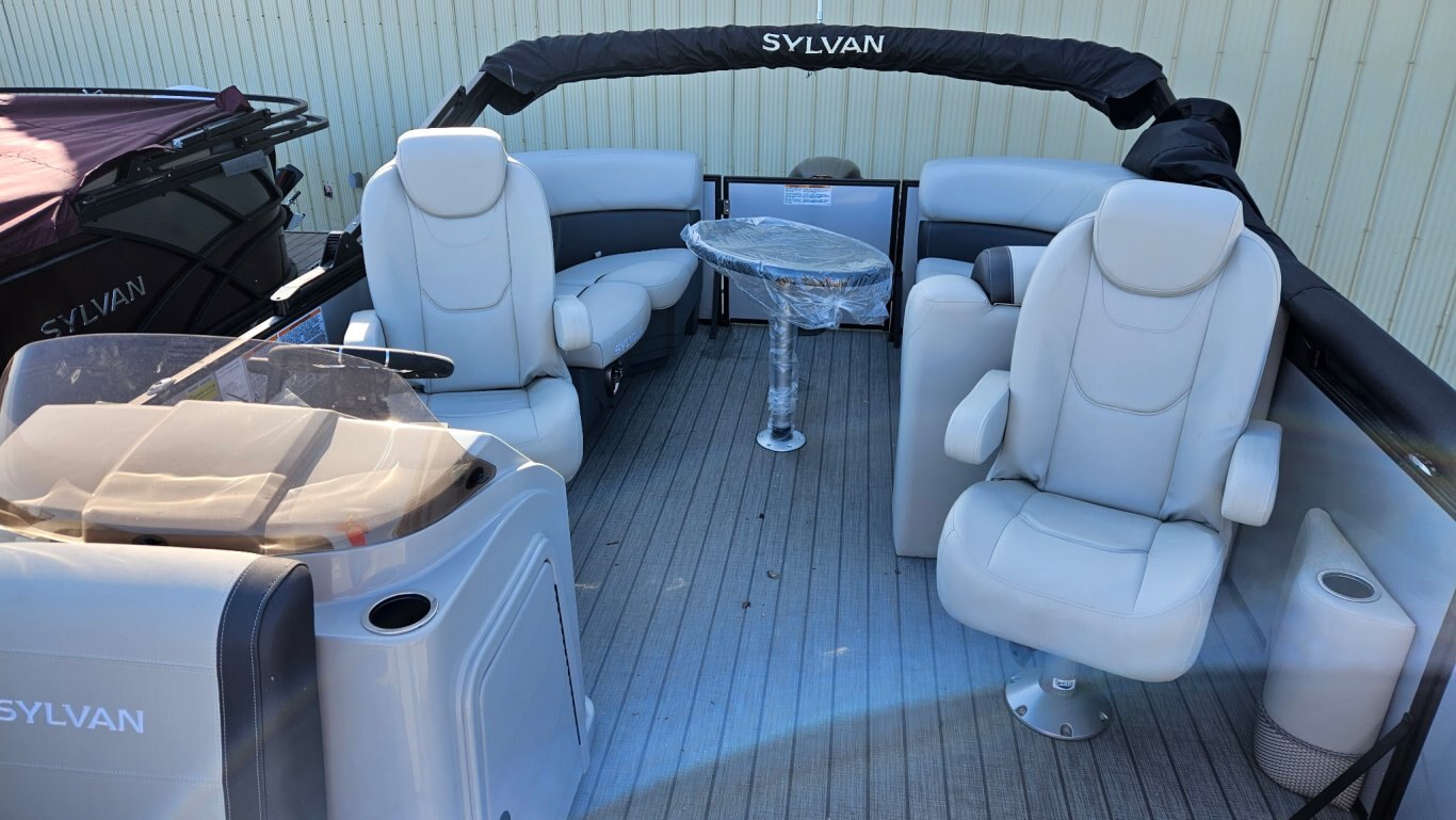 2023 Sylvan MIRAGE 8520 LZ
