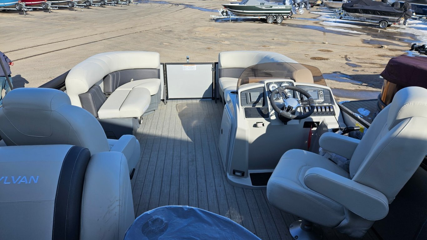 2023 Sylvan MIRAGE 8520 LZ