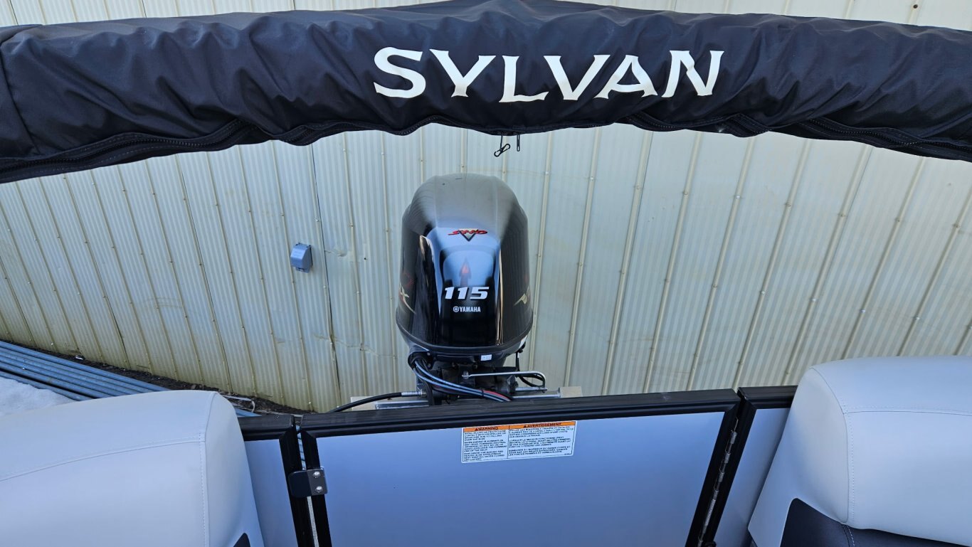 2023 Sylvan MIRAGE 8520 LZ