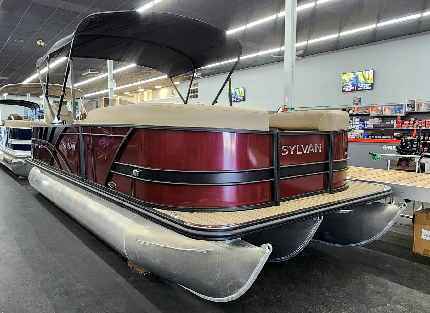 2023 Sylvan MIRAGE 8522 PART FISH