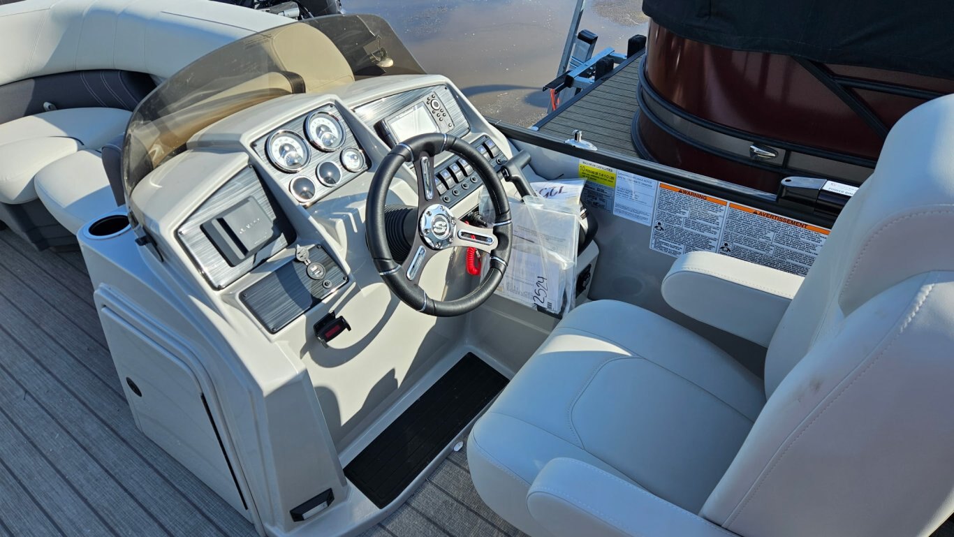 2023 SYLVAN MIRAGE 8520 LZ