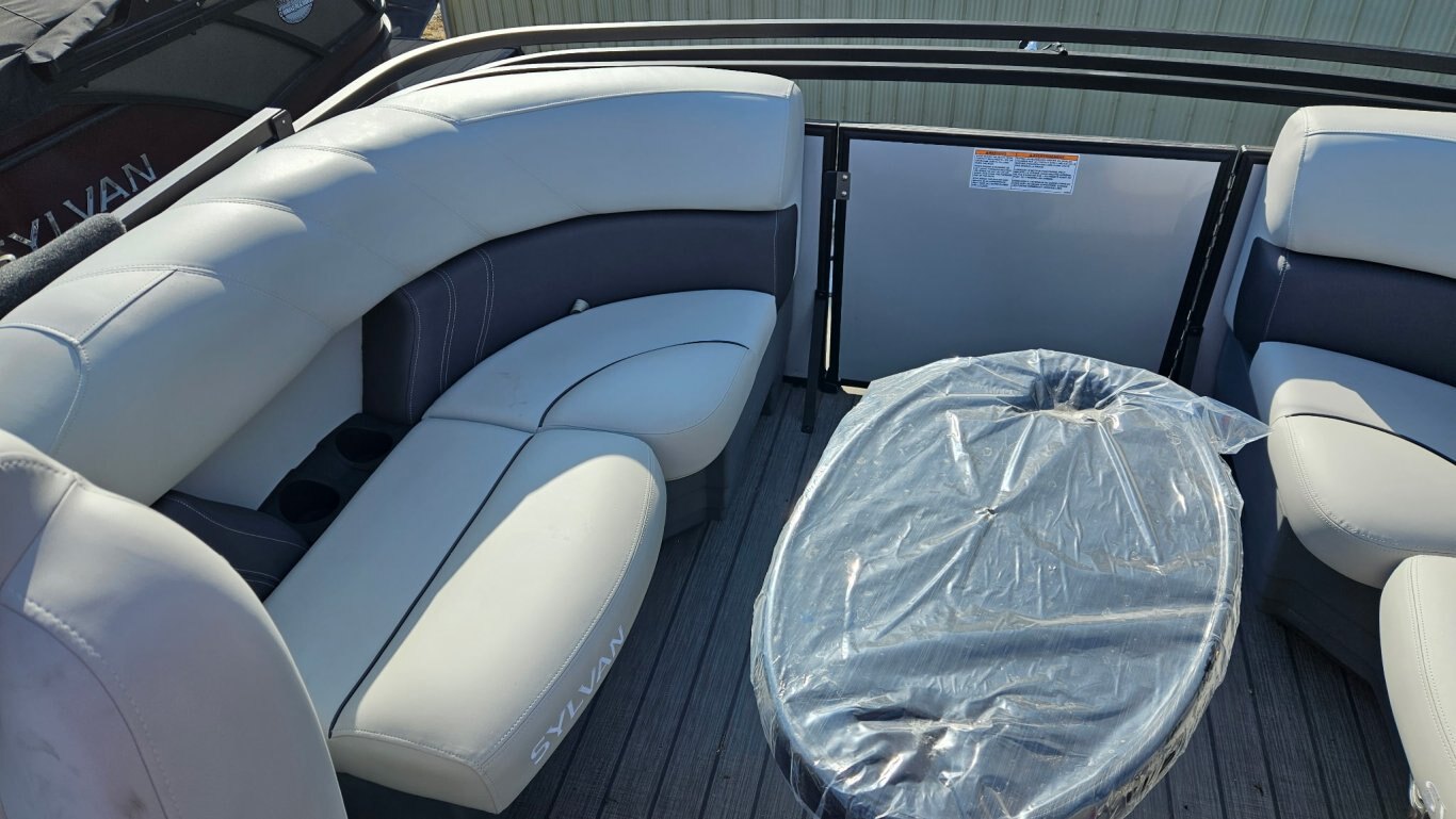 2023 SYLVAN MIRAGE 8520 LZ