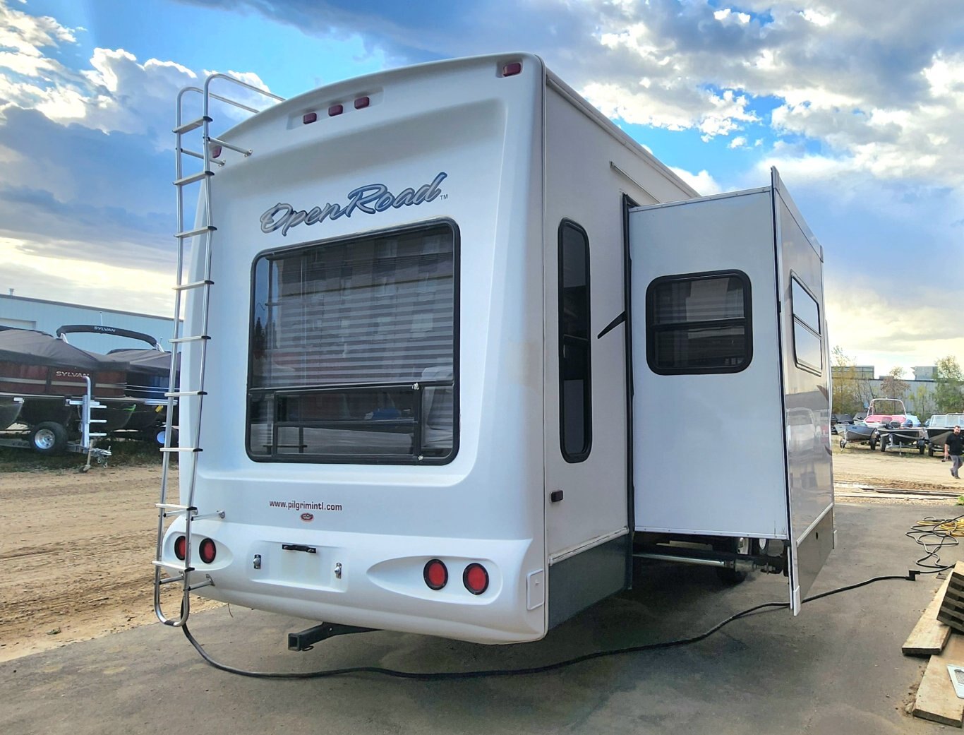 2007 PILGRIM INTERNATIONAL INC OPEN ROAD 5TH WHEEL