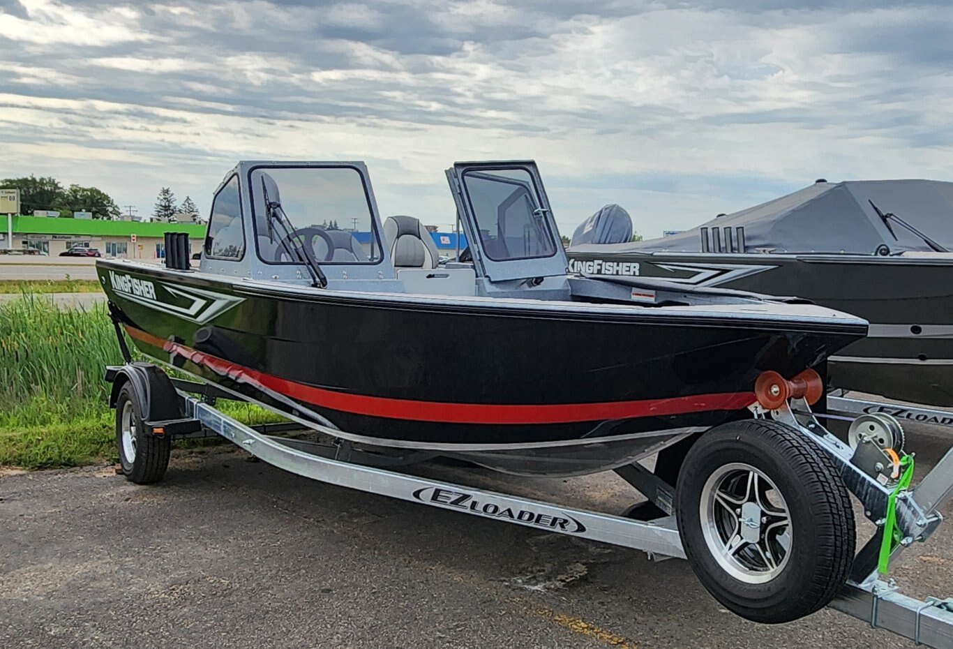 2025 KINGFISHER 1825 WARRIOR SPORT