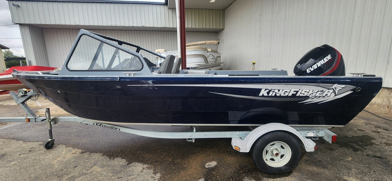 2015 KINGFISHER 1825 FALCON