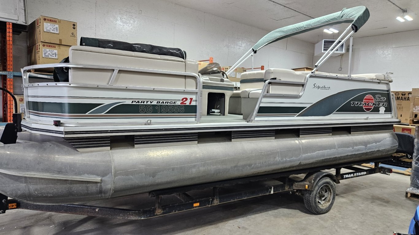 1999 Other SUNTRACKER PONTOON BOAT 21 PARTY BARGE