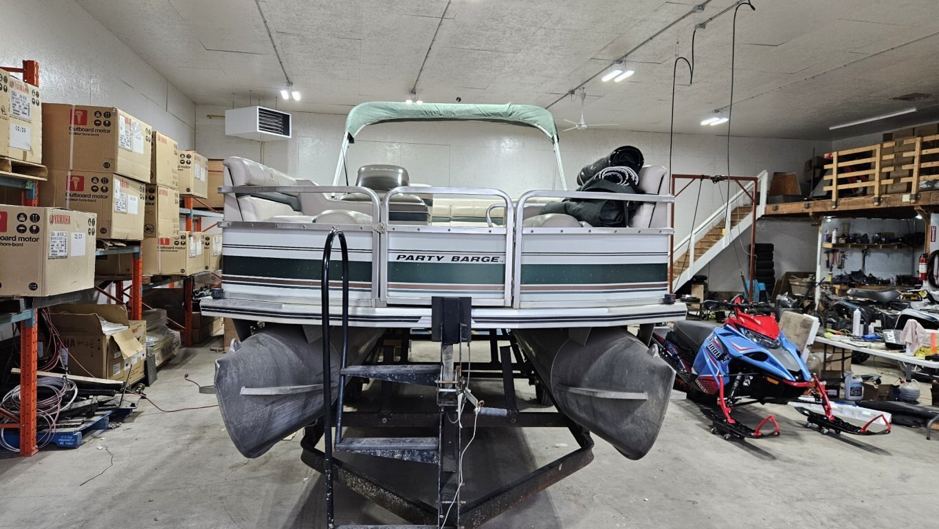 1999 Other SUNTRACKER PONTOON BOAT 21 PARTY BARGE