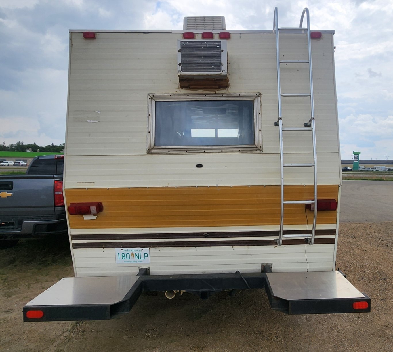 1977 CHEVY DIPLOMAT MOTOR HOME