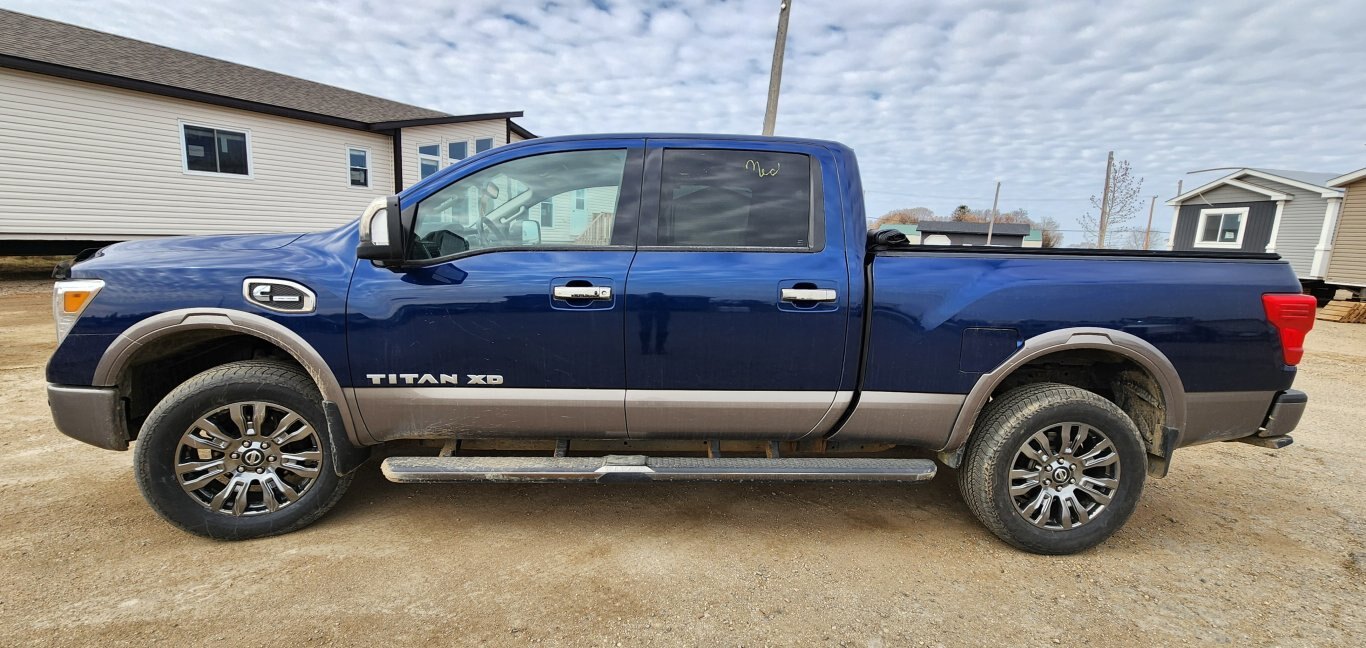 2019 NISSAN TITAN PLATINUM RESERVE