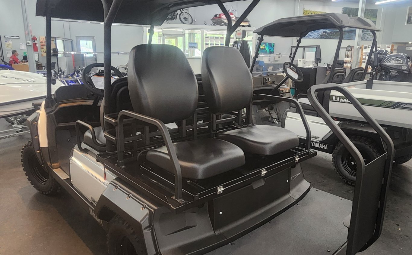 Yamaha UMAX Rally 2+2 Carbon Metallic