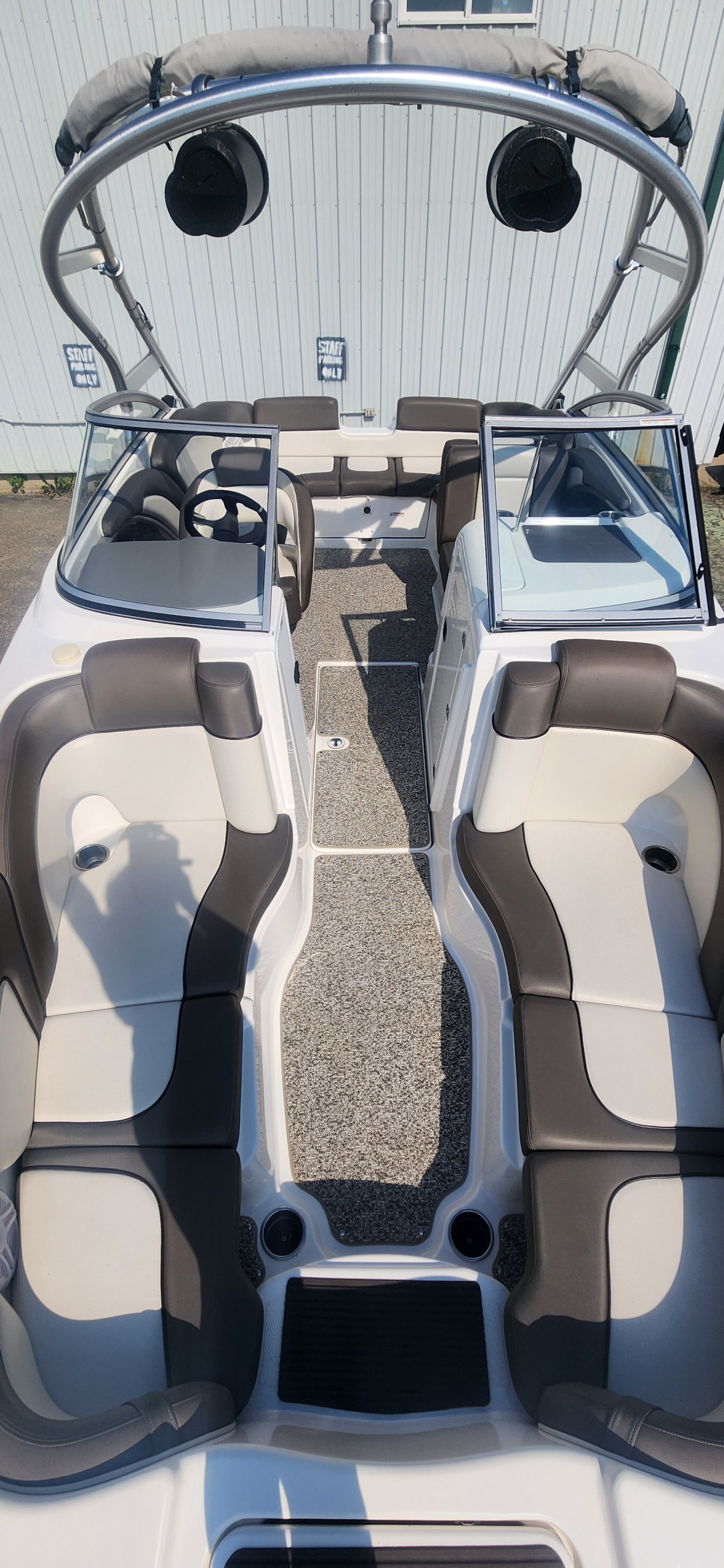 2011 YAMAHA 242 S LIMITED