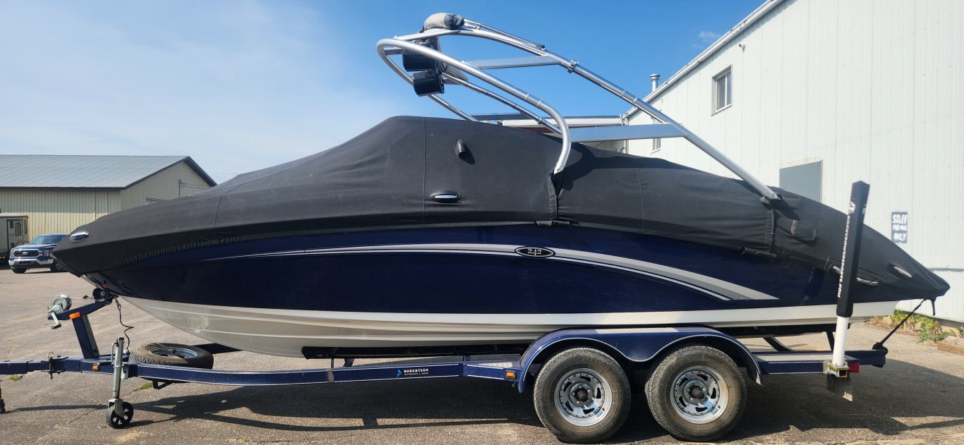 2011 YAMAHA 242 S LIMITED