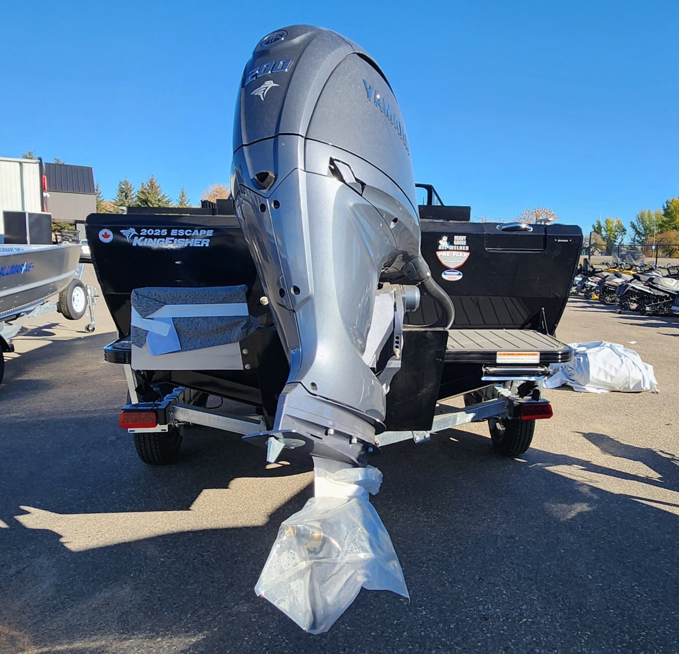 2026 KINGFISHER 2025 ESCAPE ST