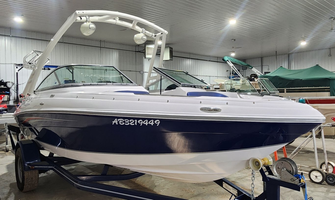 2011 FOUR WINNS H190