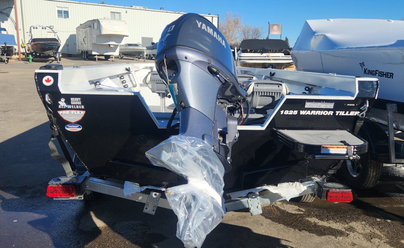 2026 KINGFISHER 1825 WARRIOR TILLER