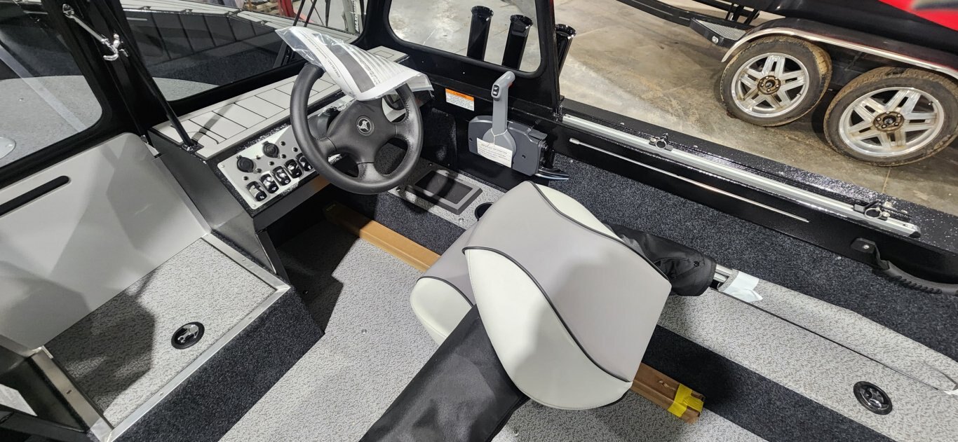 2026 KINGFISHER 1825 WARRIOR SPORT