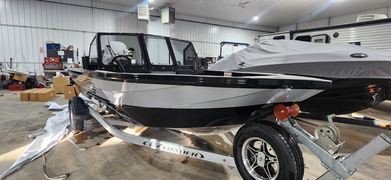 2026 KINGFISHER 1825 WARRIOR SPORT