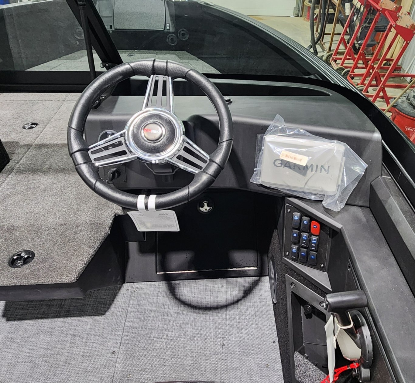 2025 ALUMACRAFT COMP 185X