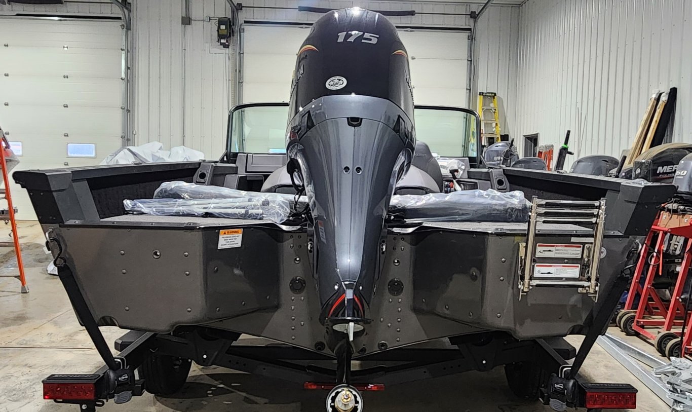 2025 ALUMACRAFT COMP 185X