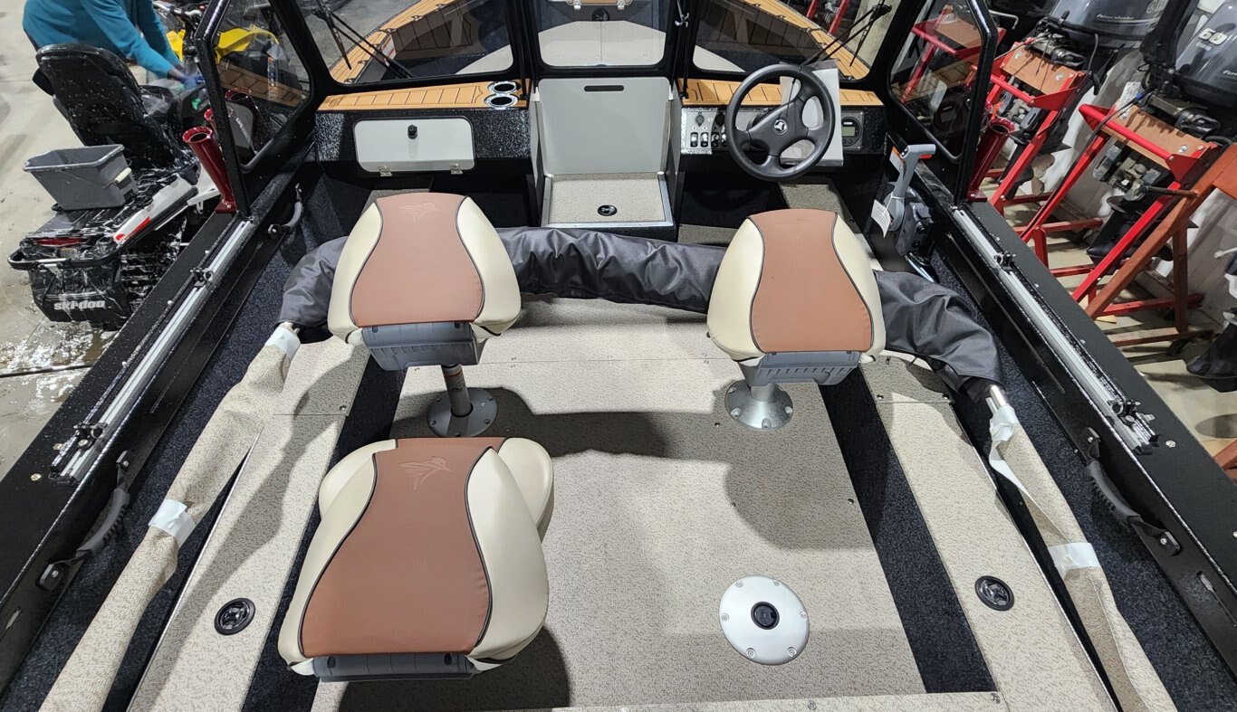 2026 KINGFISHER 1825 WARRIOR SPORT