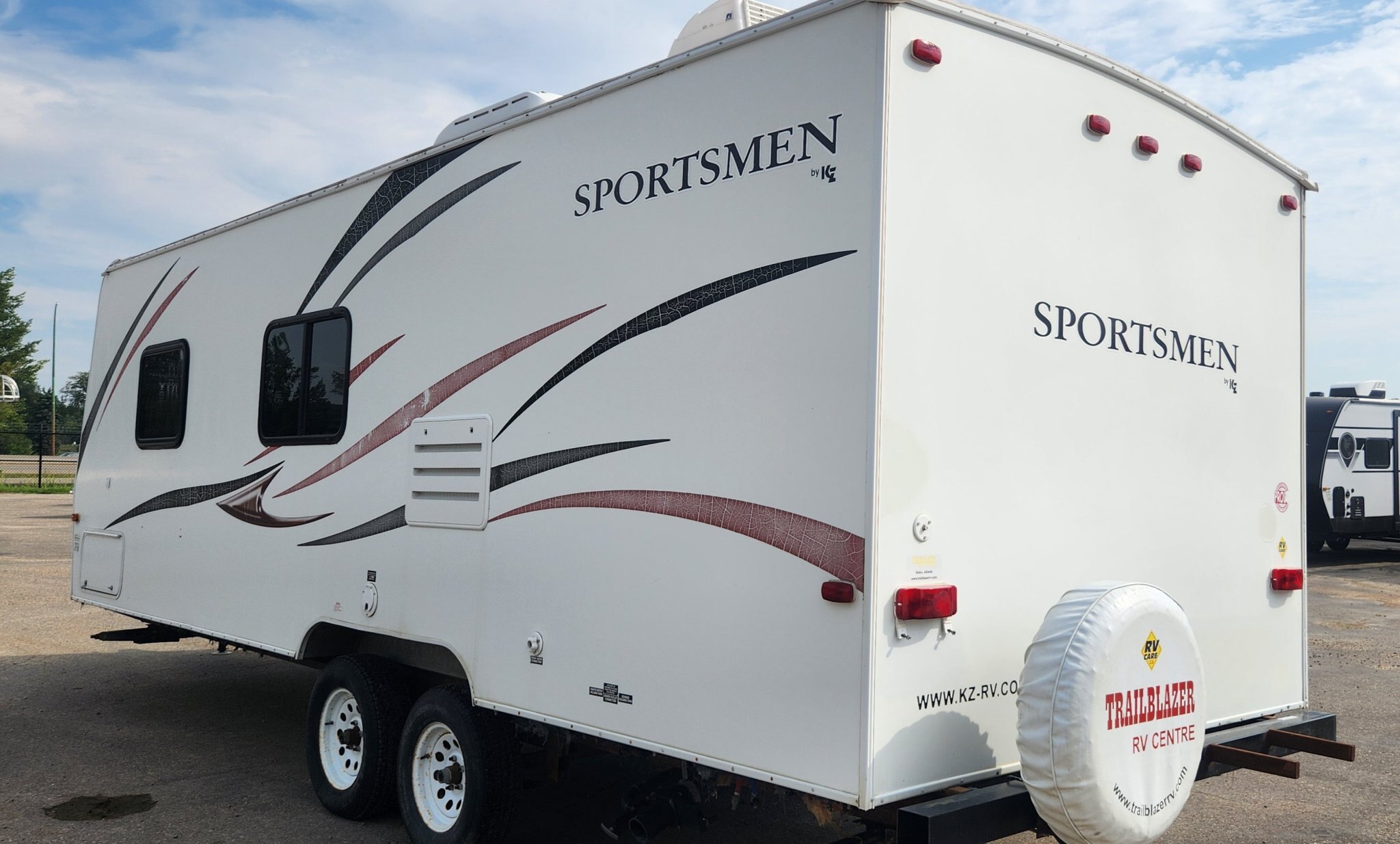 2013 KZ Sportsmen S242BHSS