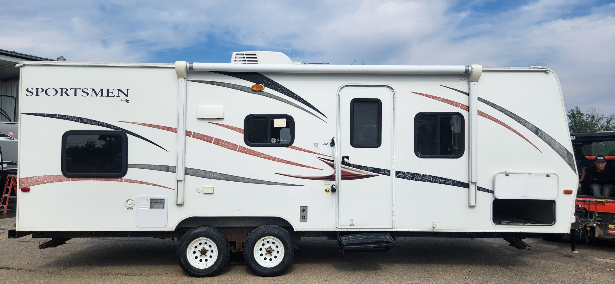 2013 KZ Sportsmen S242BHSS