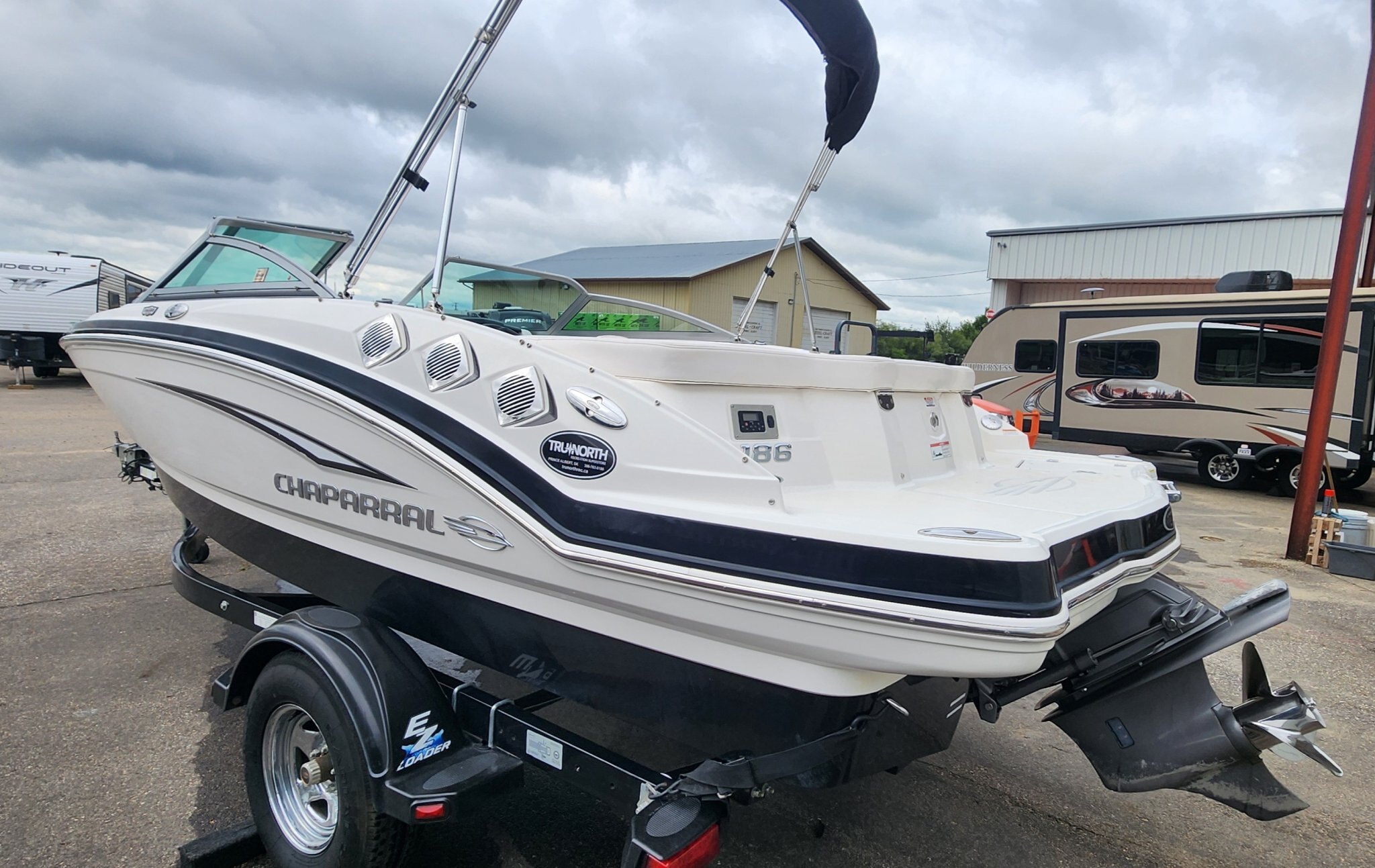 2011 CHAPARRAL 186