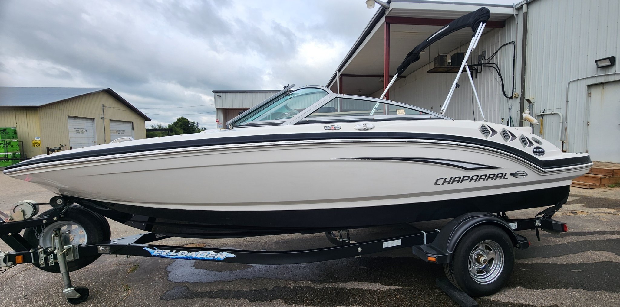 2011 CHAPARRAL 186