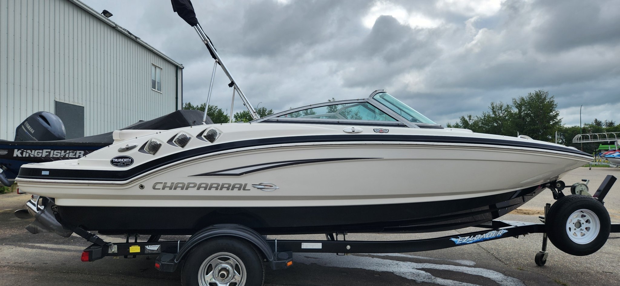2011 CHAPARRAL 186