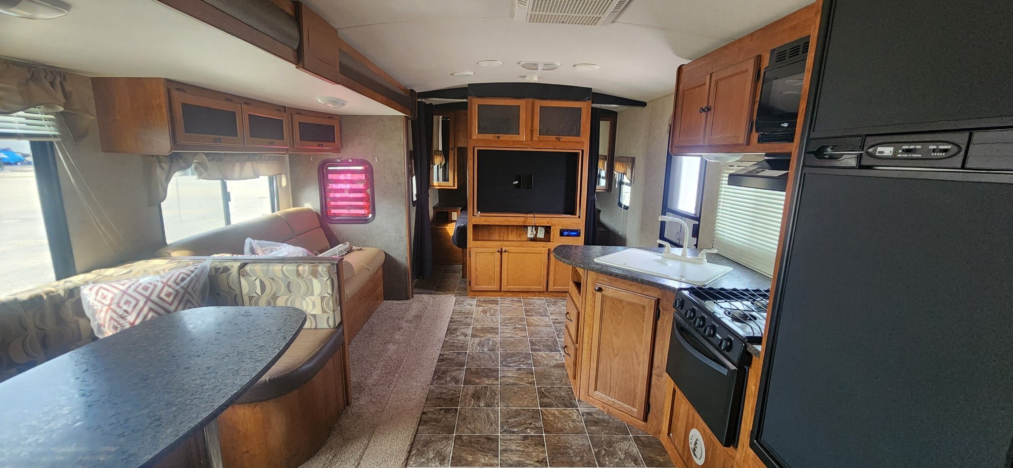 2013 HEARTLAND RV 2850 WILDERNESS