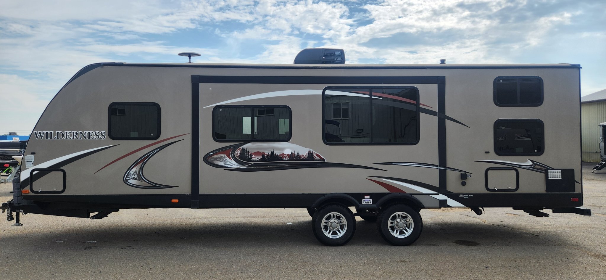 2013 HEARTLAND RV 2850 WILDERNESS